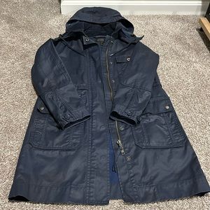 Great condition, women’s coated waterproof J. Crew trench coat jacket.